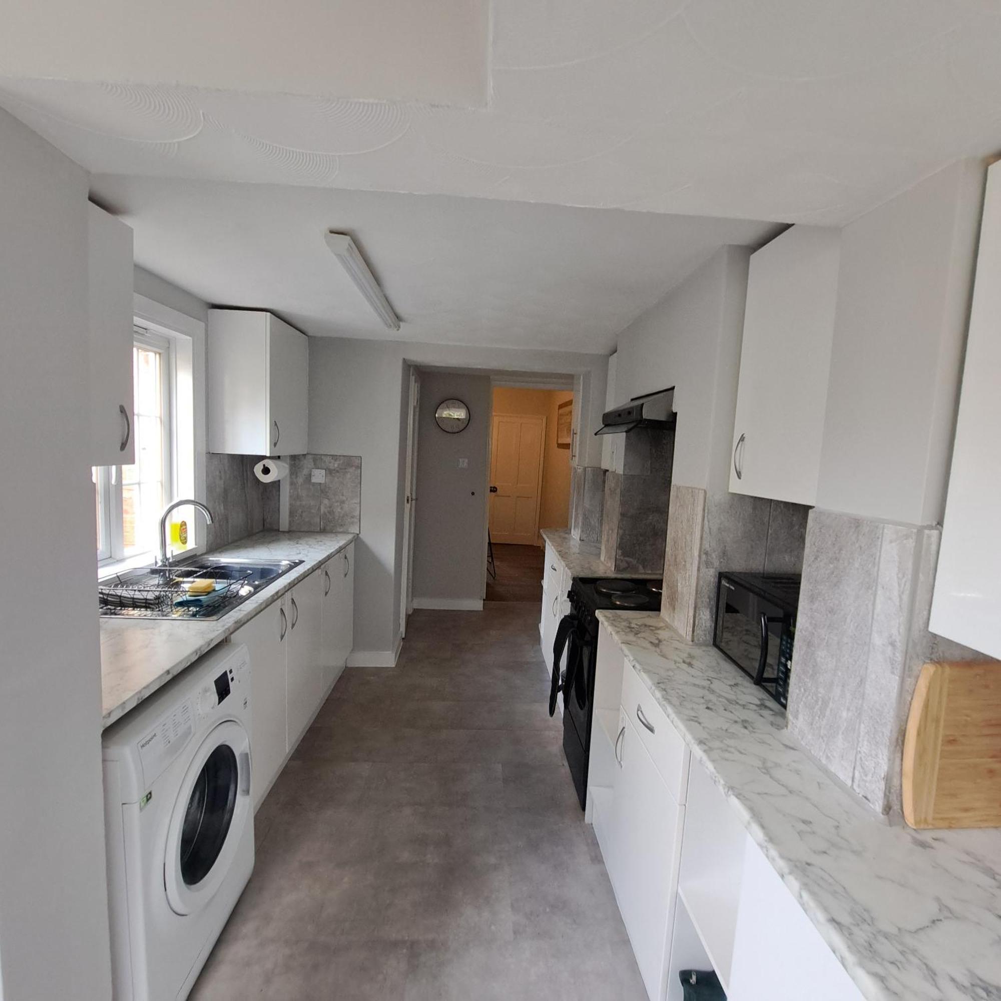 Generous 3 Bed In The Heart Of The Village Χάντινγκτον Εξωτερικό φωτογραφία