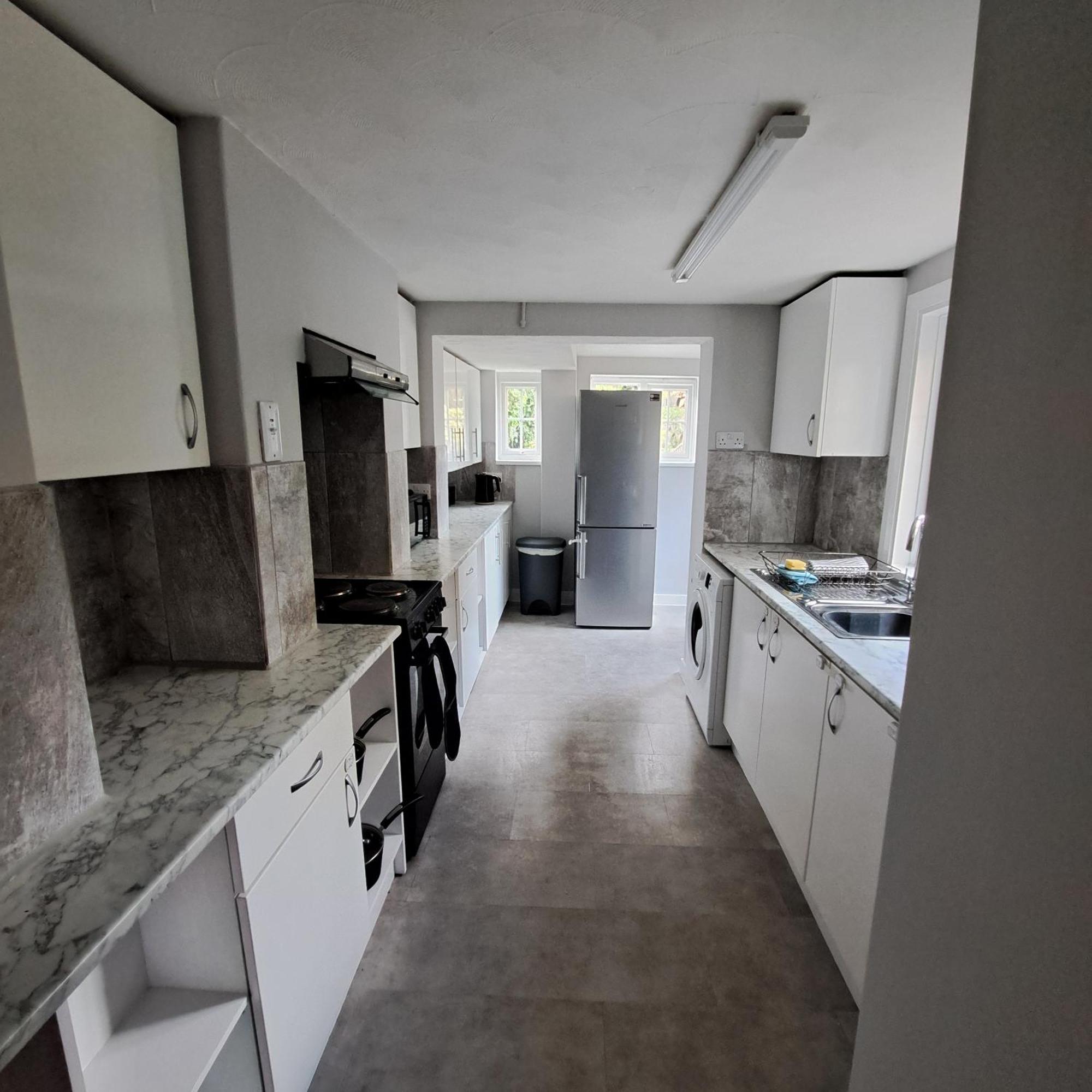 Generous 3 Bed In The Heart Of The Village Χάντινγκτον Εξωτερικό φωτογραφία